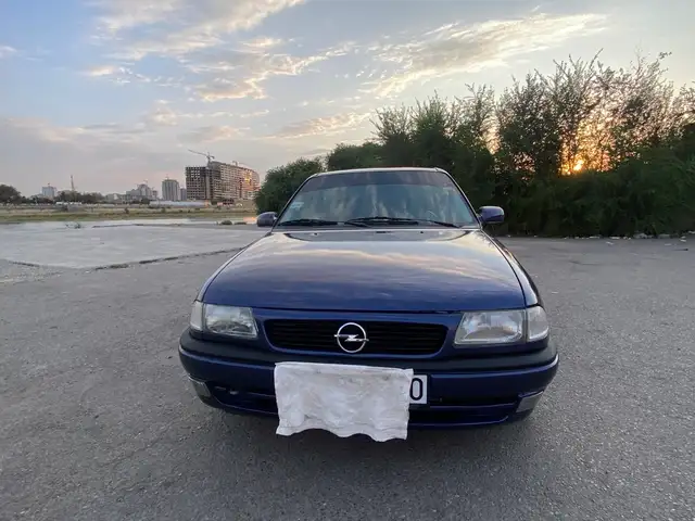 Opel Astra F