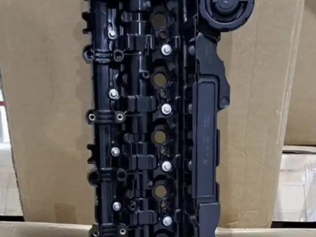 Клапанная крышка BMW N57 M550 V20-4185 11128510234, Хуҷанд
