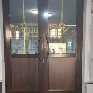 Окно и дверь, Душанбе