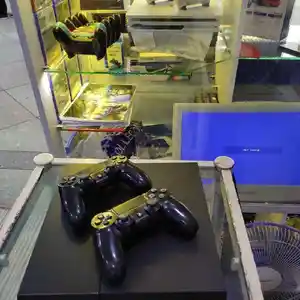 Игровая приставка Sony Playstation 4 6.72, Душанбе
