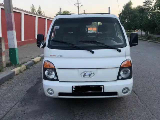 Бортовой Hyundai Porter 2, 2011, Душанбе