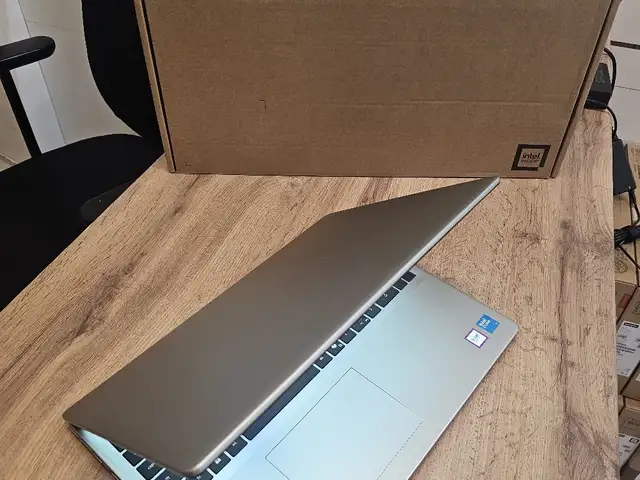 Ноутбук Dell 16 Intel Core 5, Душанбе - 4