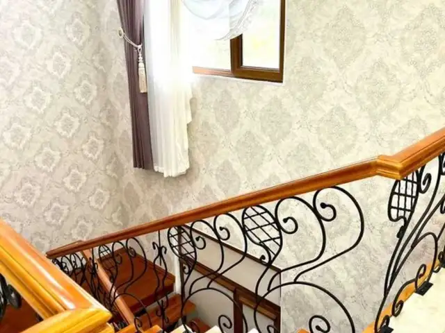 2-этажный, 7 комнатный дом, 250 м², Исмоили Сомони, Душанбе