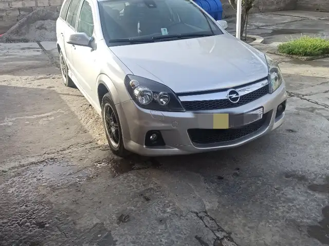 Opel Astra H