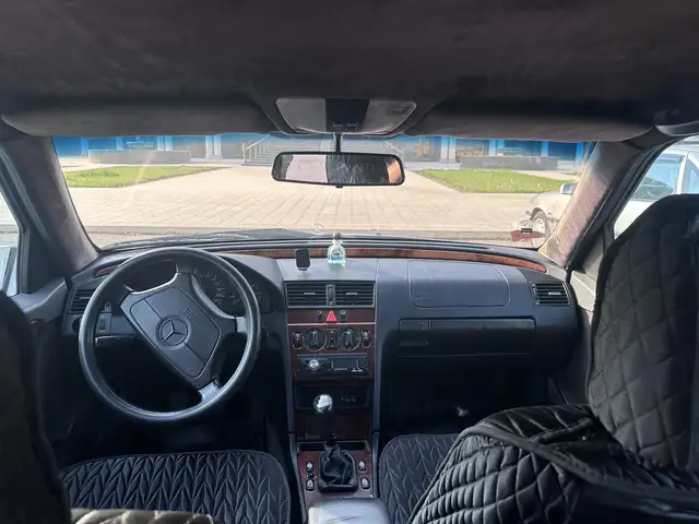 Mercedes-Benz C class, 1996, Бободжон Гафуров - 4