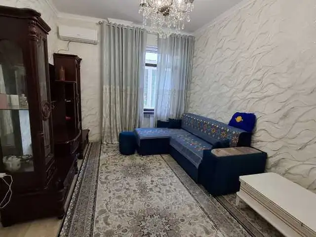 3-комн. квартира, 3 этаж, 70м², Шохмансур голубой экран ру ба руи пайкар, Душанбе