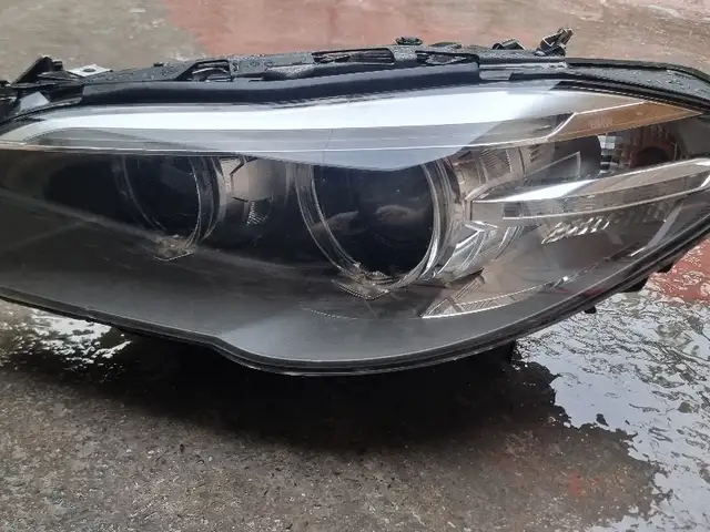Фара от BMW, Худжанд