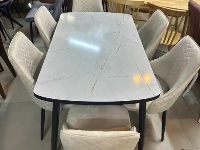 Стол и стулья, Душанбе