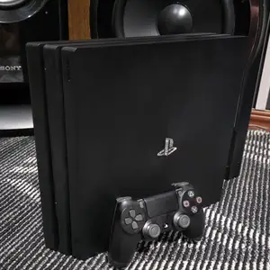 Игровая приставка PlayStation 4 Pro 1Tb 29 Игры, Худжанд