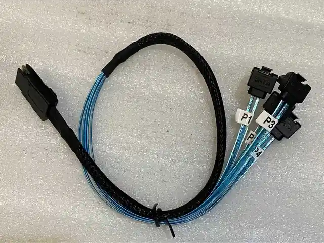 Кабель Mini SAS HD SFF8643- 4 SATA, Душанбе