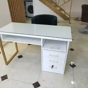 Стол для маникюра, Душанбе