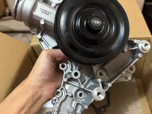 Водяной насос помпа для Mercedes-Benz М272 W211, Душанбе
