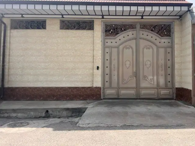 3-этажный, 4 комнатный дом, 180 м², Шохмансур, Душанбе
