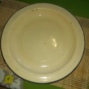 Лаган эмалированный, Худжанд