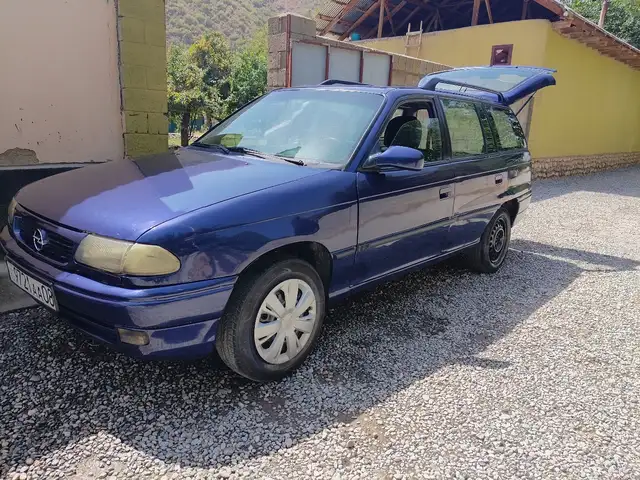 Opel Astra F