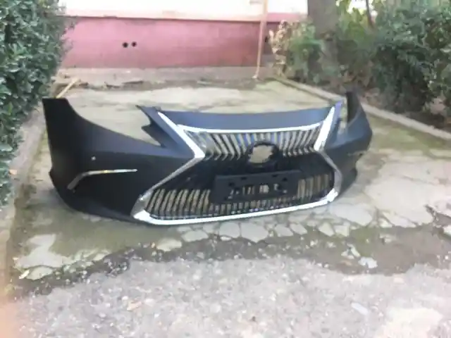 Передний бампер в сборе от Lexus ES 2021, Душанбе