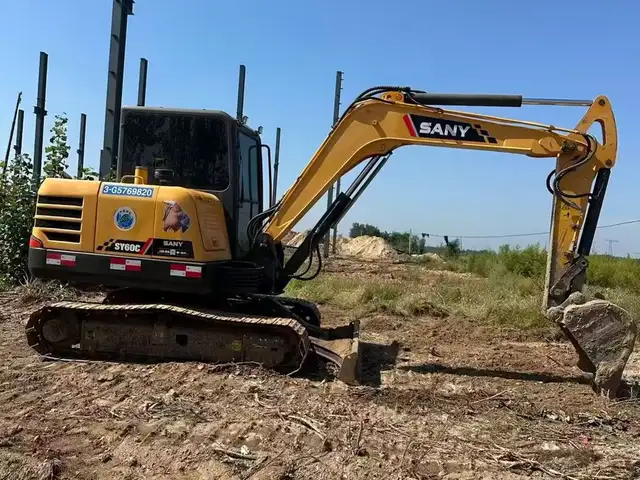 Экскаватор, Душанбе
