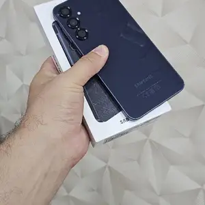 Samsung Galaxy A35, Хуҷанд