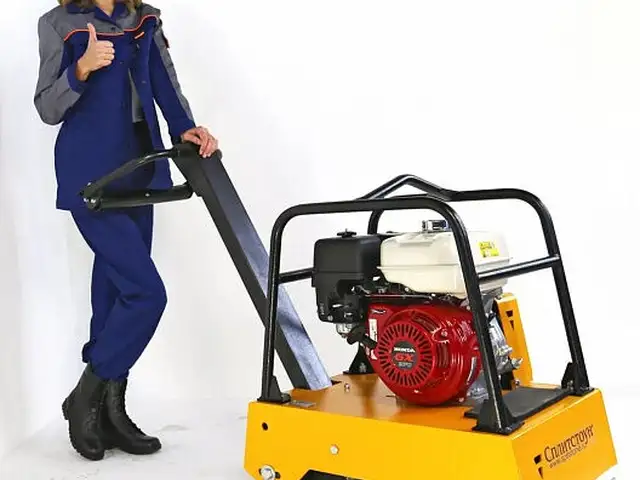 Вибротрамбовка 220v на прокат, Худжанд