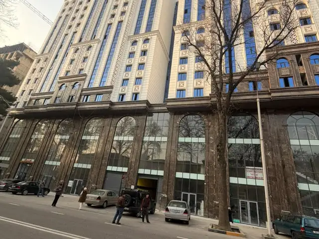 2-комн. квартира, 4 этаж, 93 м², Сомони, Душанбе
