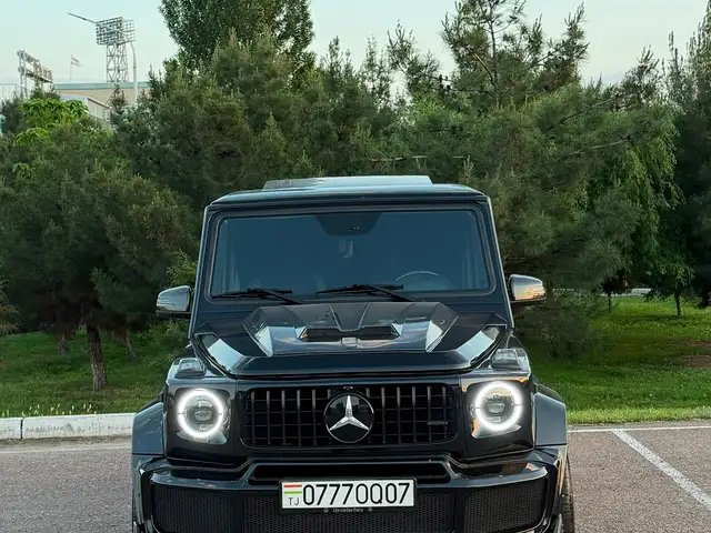 Mercedes-Benz G class