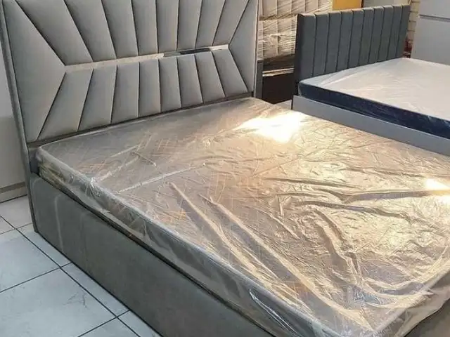 Кровать двуспальная, Душанбе