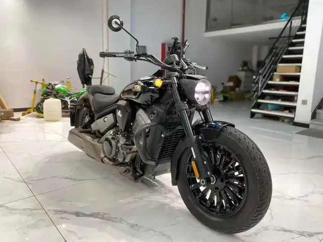 Мотоцикл Benda, Душанбе