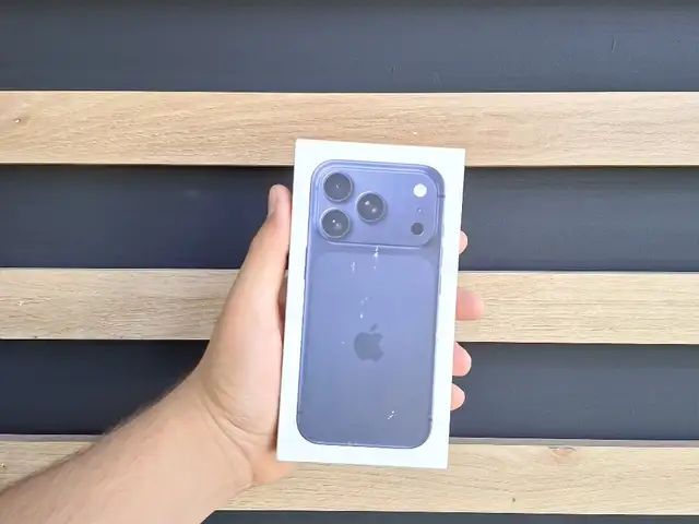 Apple iPhone 17 Pro Max, 256 gb, Deep Blue, Худжанд