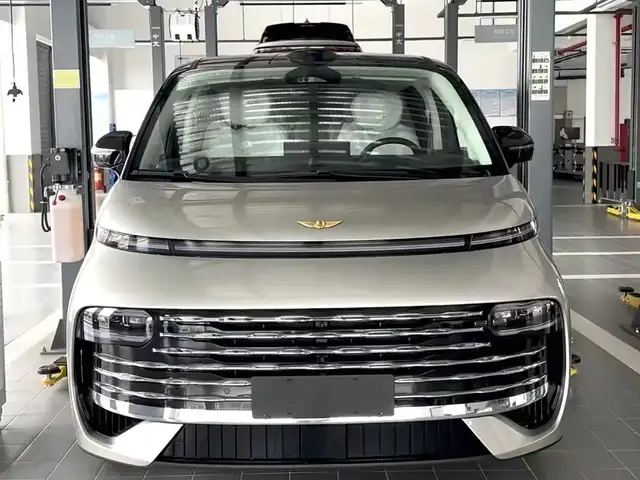 Geely Galaxy Starship 7