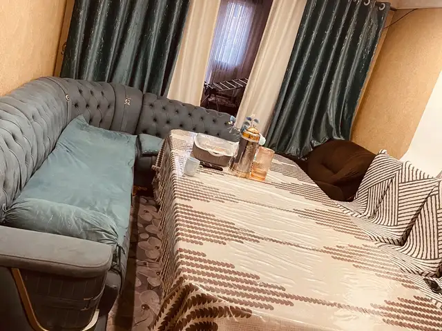 3-комн. квартира, 3 этаж, 90 м², 1 мкр, Турсунзода