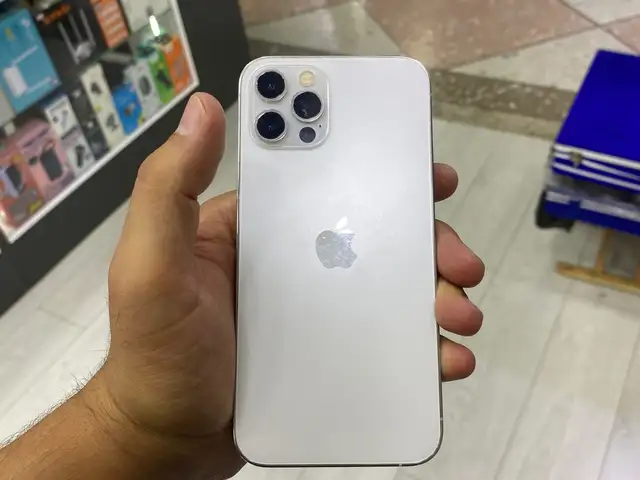 Apple iPhone 12 pro, 256 gb, Silver, Душанбе