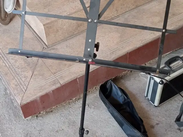Стойка для текста, Душанбе