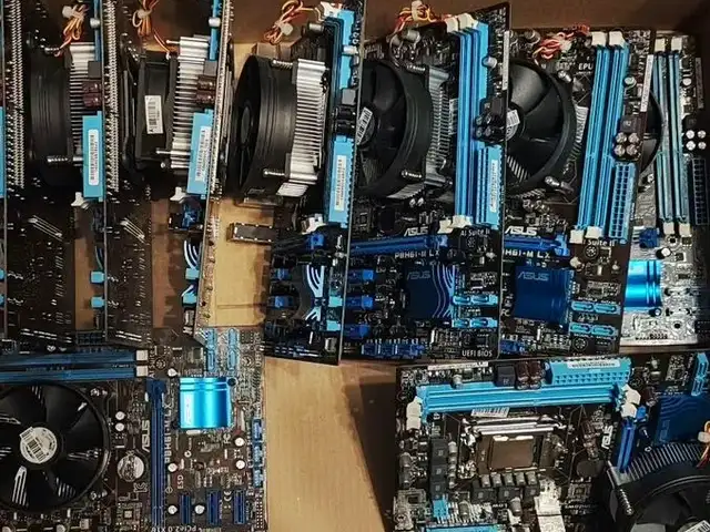 Материнская Плата H61+Core i5 3330+RAM 6ГБ+GPU, Душанбе