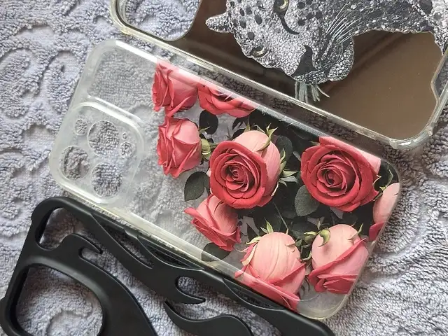 Чехолои 16 про макс, Варзоб