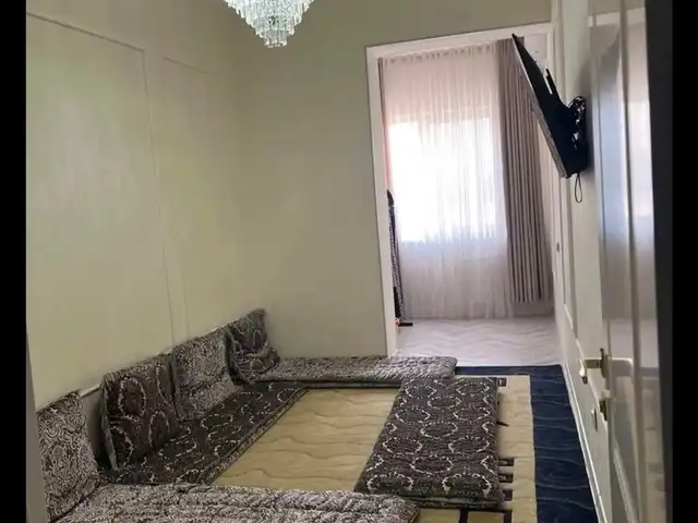 2-комн. квартира, 5 этаж, 50м², Исмоили Сомони, Душанбе