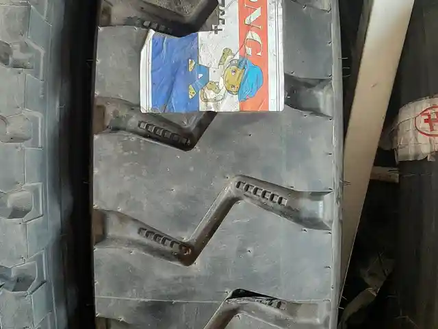 Шины 10.00 R20 TAITONG, Душанбе