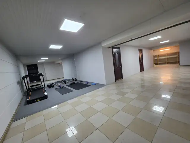 3-этажный, 16 комнатный дом, 1000 м², Исмоили Сомони, Душанбе - 15