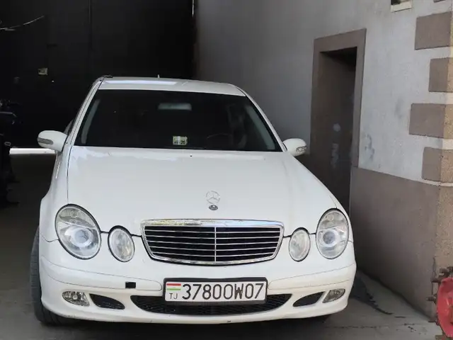 Mercedes-Benz E class