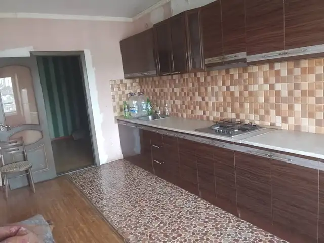 3-комн. квартира, 5 этаж, 105м², Заозёрный, Бустон (Чкаловск)