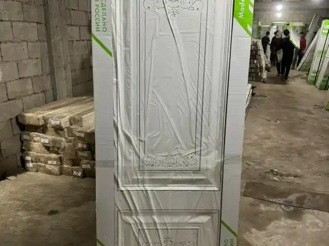 Дверь, Душанбе