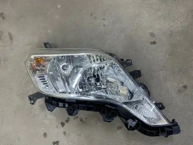 Фара от Toyota Land Cruiser Prado 150, Душанбе