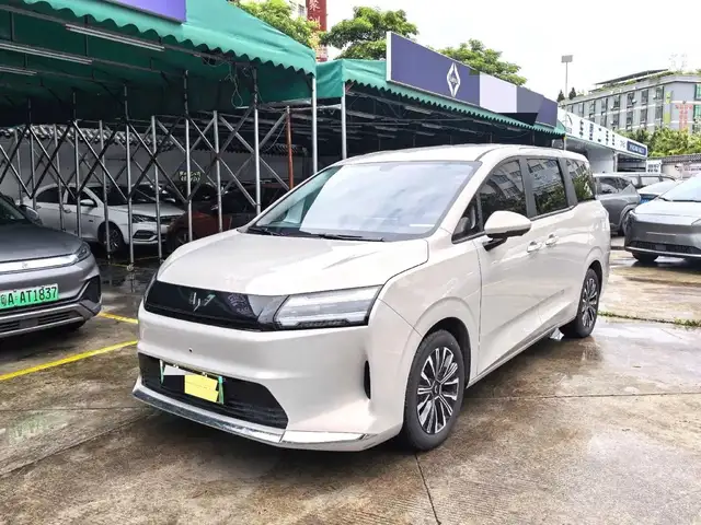 Wuling Starlight