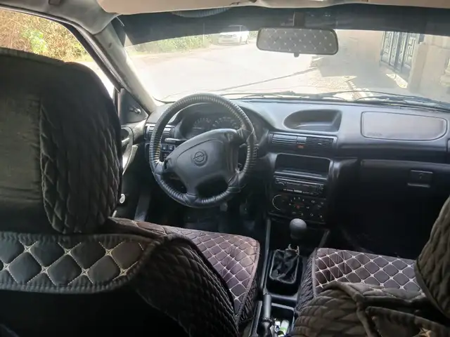 Opel Astra F