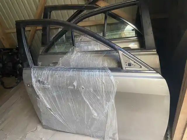 Дверь для Toyota Camry, Хуҷанд