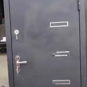 Дверь, Душанбе