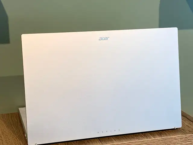 Ноутбук Acer core 3, Худжанд