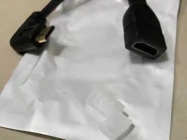 Угловой кабель HDMI мини - HDMI, Душанбе
