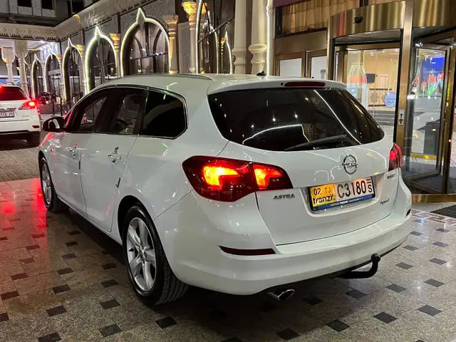 Opel Astra J, 2011, Хуҷанд - 8