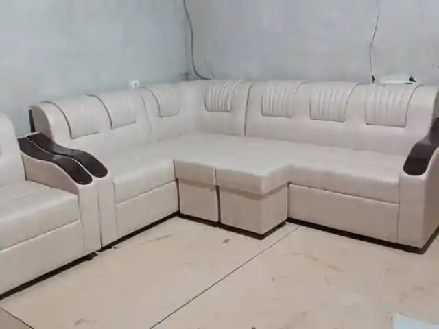 Уголок раздвижной, Душанбе