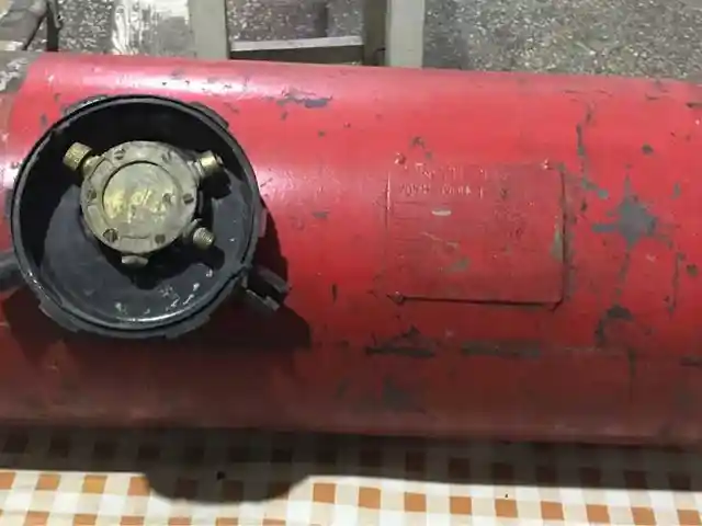 Газовый баллон от ГАЗ, Душанбе